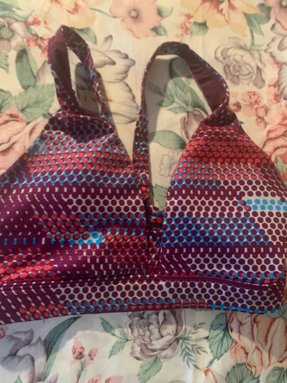 Victoria's Secret Purple and Red Patterned Sports Bra Size XSmall